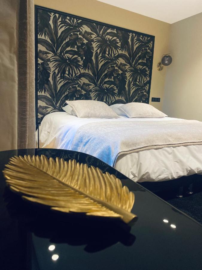 שרול Hotel Du Lion D'Or מראה חיצוני תמונה